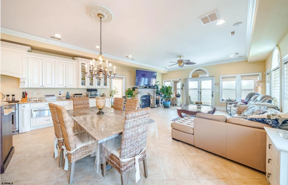 500 N Union Ave Margate, NJ 08402