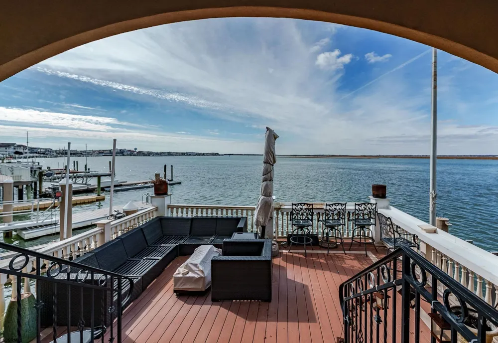500 N Union Ave Margate, NJ 08402