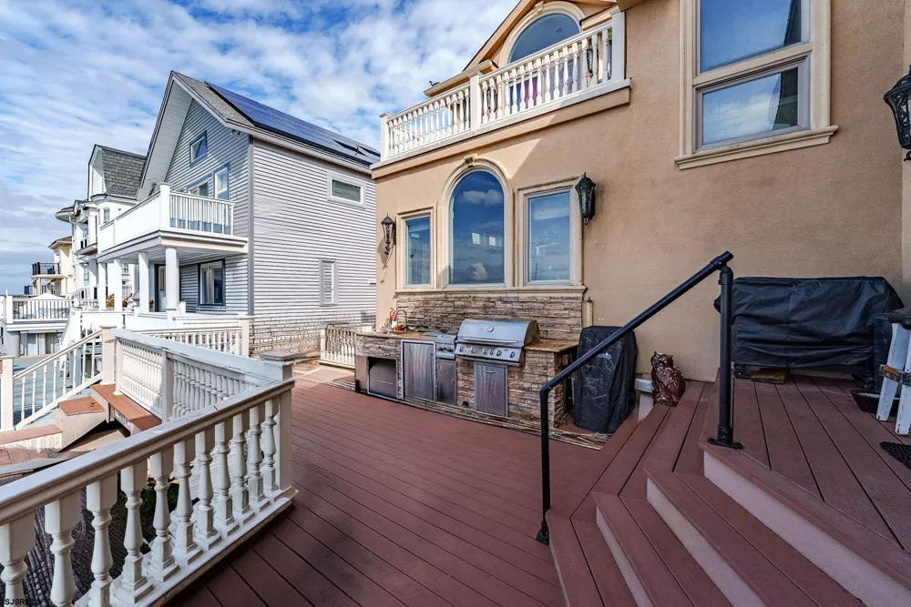 500 N Union Ave Margate, NJ 08402