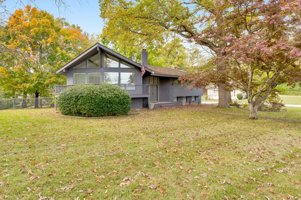 201 S Palisades Drive Signal Mountain, TN 37377