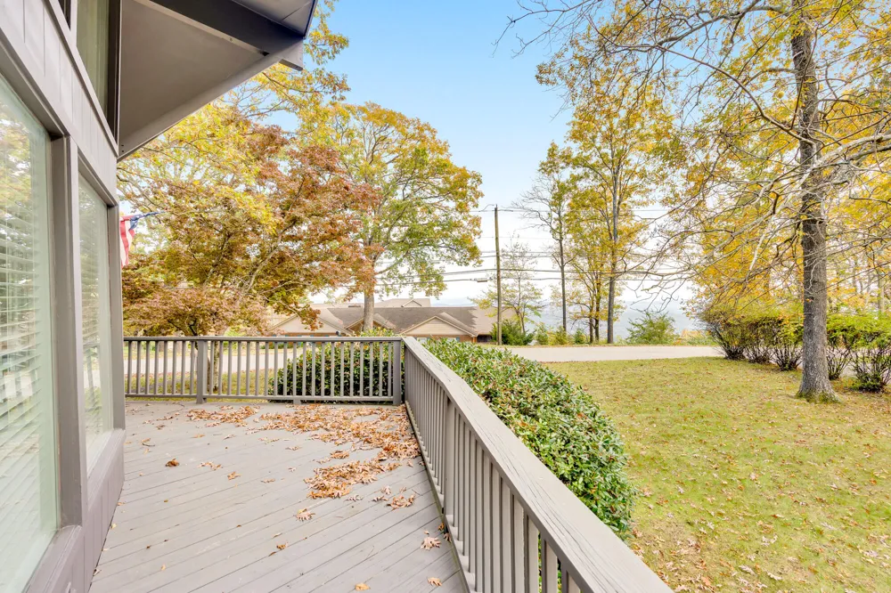 201 S Palisades Drive Signal Mountain, TN 37377
