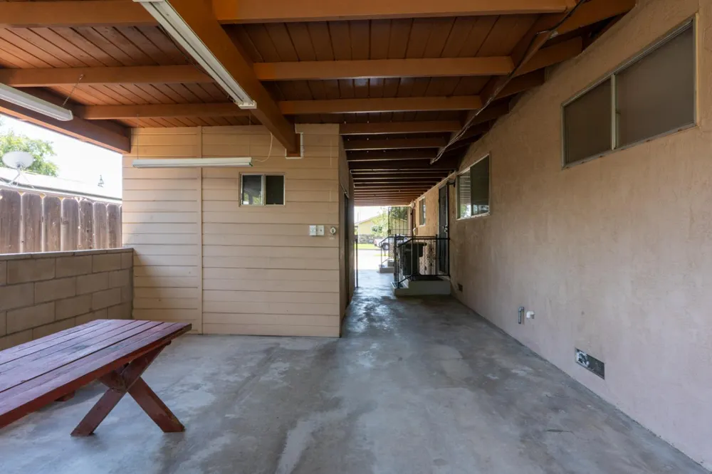 1030 W Swift Avenue Fresno, CA 93705