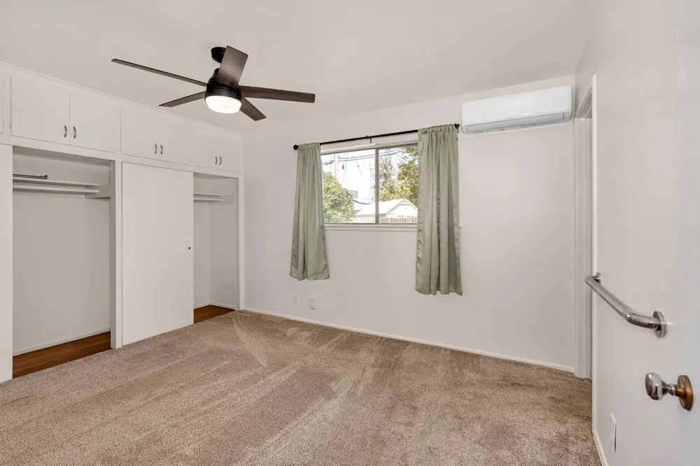 1030 W Swift Avenue Fresno, CA 93705