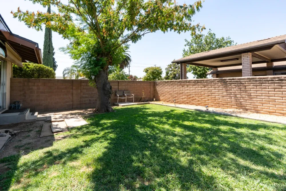 1030 W Swift Avenue Fresno, CA 93705