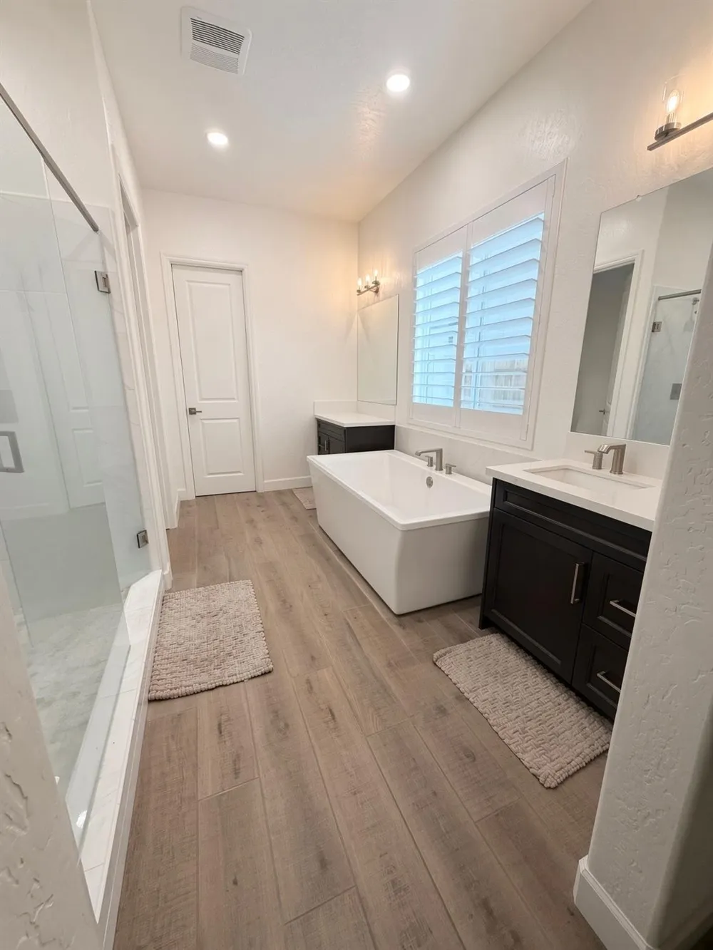 1624 Heirloom Avenue Clovis, CA 93619