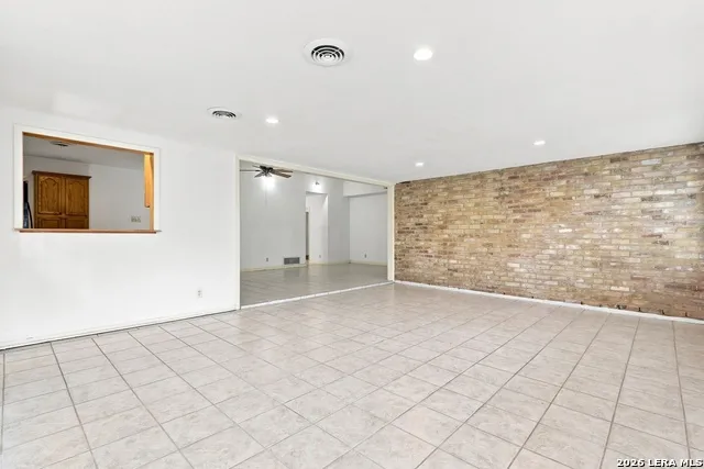 2902 Old Ranch Rd San Antonio, TX 78217