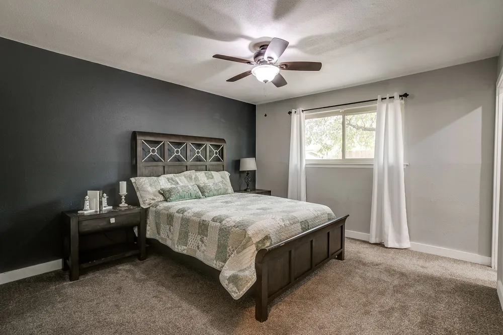 112 Lorie Street Alvarado, TX 76009