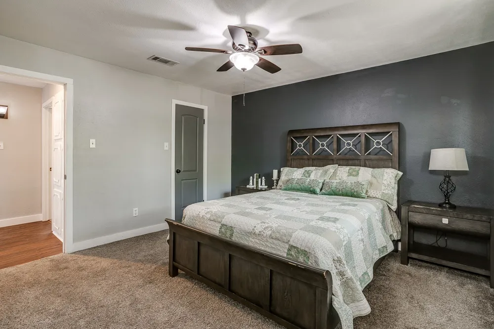 112 Lorie Street Alvarado, TX 76009
