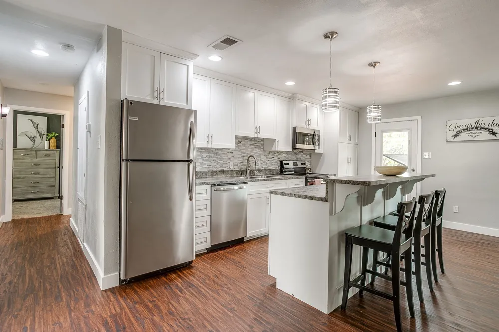 112 Lorie Street Alvarado, TX 76009