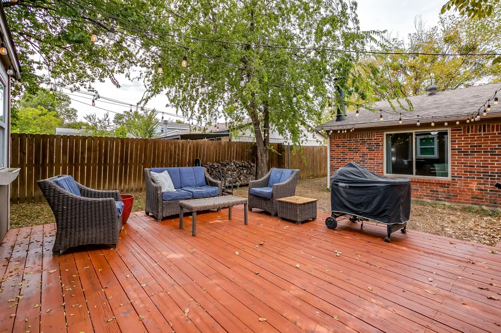 112 Lorie Street Alvarado, TX 76009