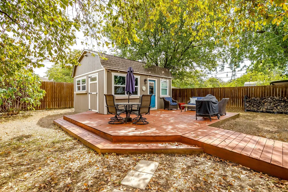 112 Lorie Street Alvarado, TX 76009