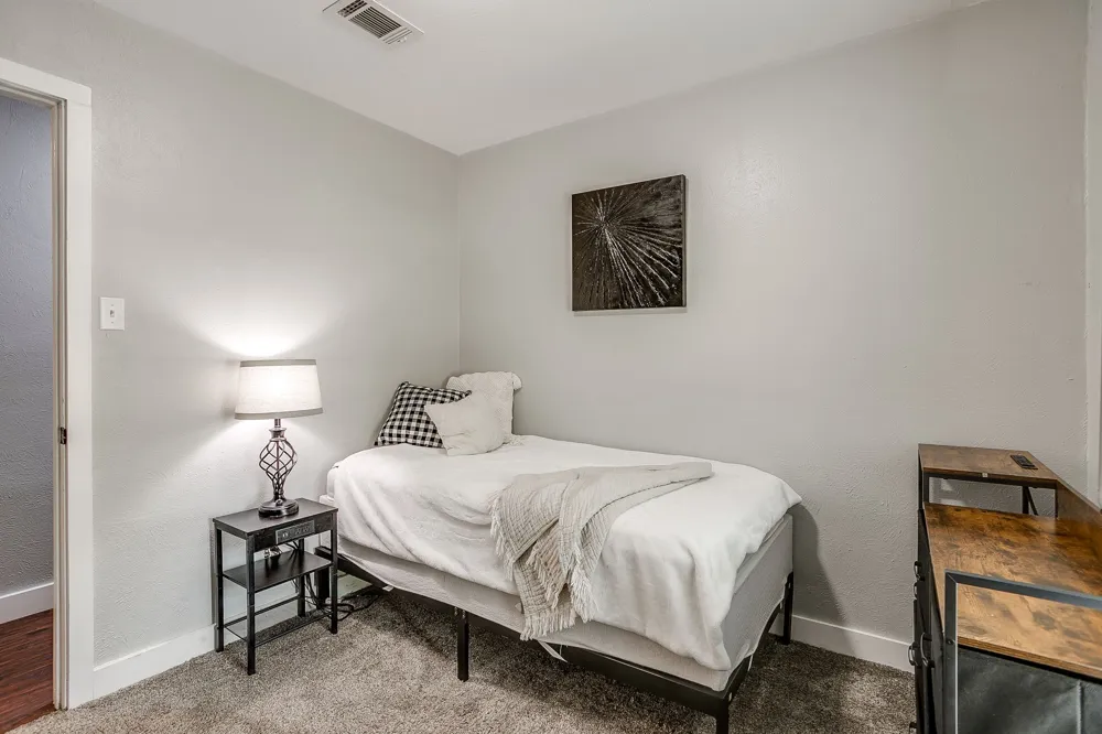 112 Lorie Street Alvarado, TX 76009