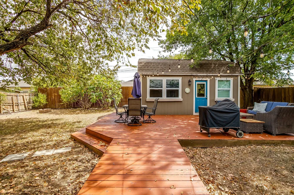 112 Lorie Street Alvarado, TX 76009