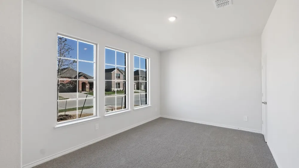 3694 Saguaro Drive Grand Prairie, TX 75052