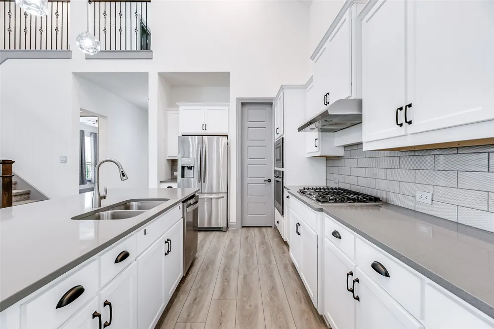 4325 Smokey Quartz Lane Arlington, TX 76005