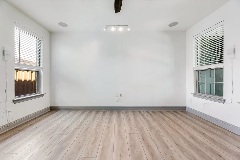 4325 Smokey Quartz Lane Arlington, TX 76005