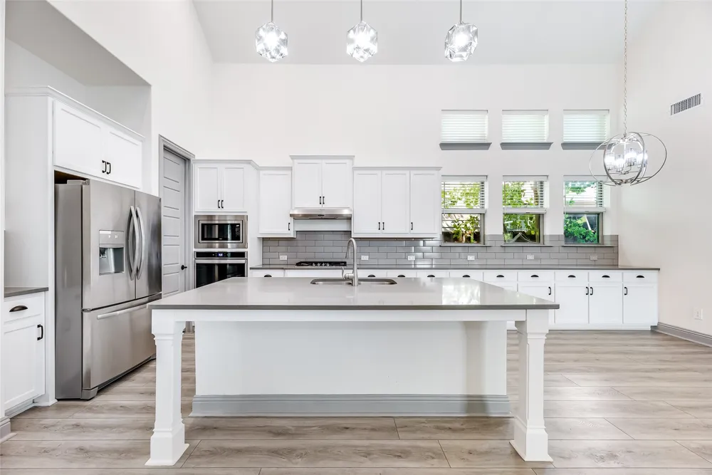 4325 Smokey Quartz Lane Arlington, TX 76005