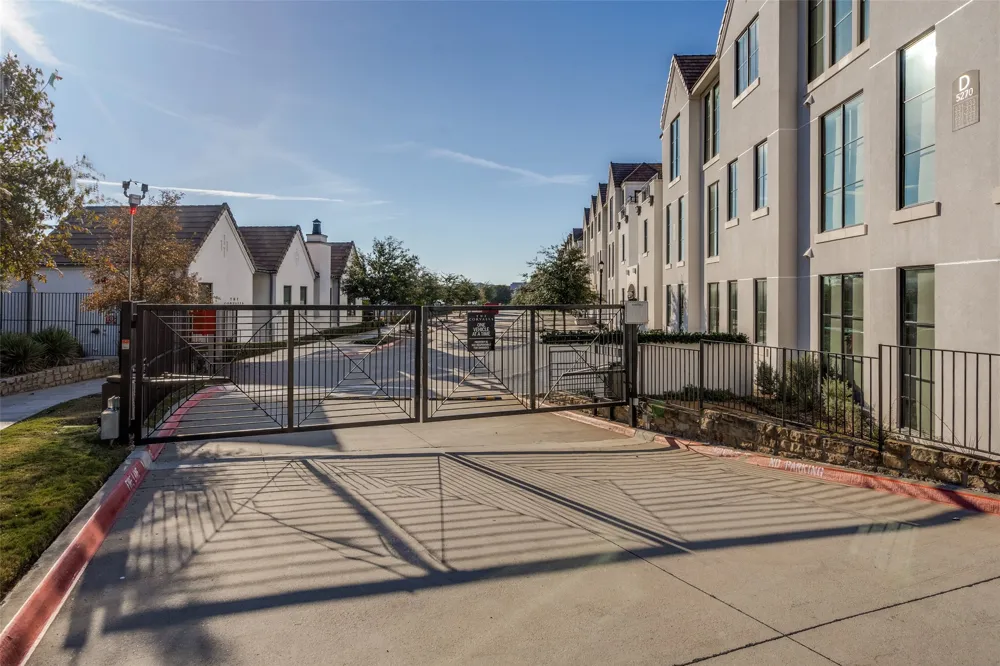 5270 Town And Country Boulevard #332 Frisco, TX 75034
