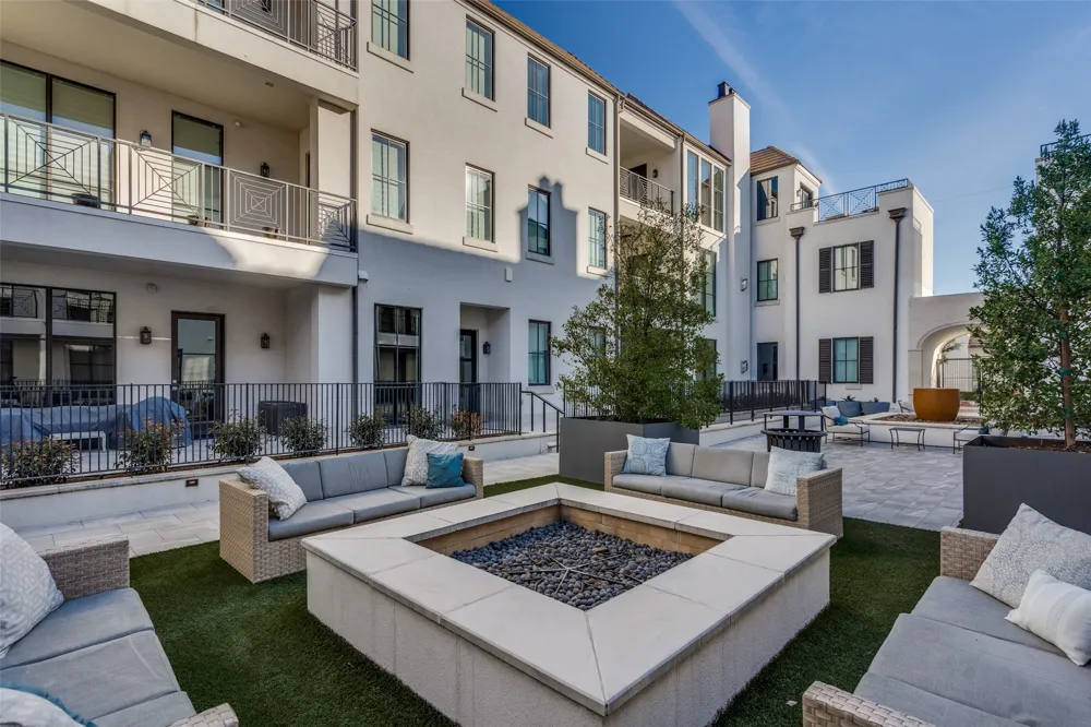 5270 Town And Country Boulevard #332 Frisco, TX 75034