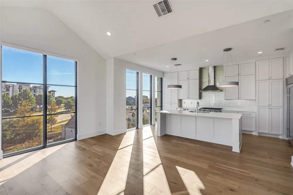 5270 Town And Country Boulevard #332 Frisco, TX 75034