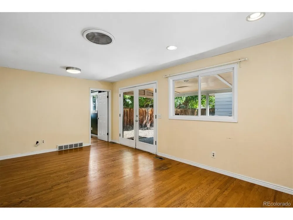 2642 S Vine Street Denver, CO 80210