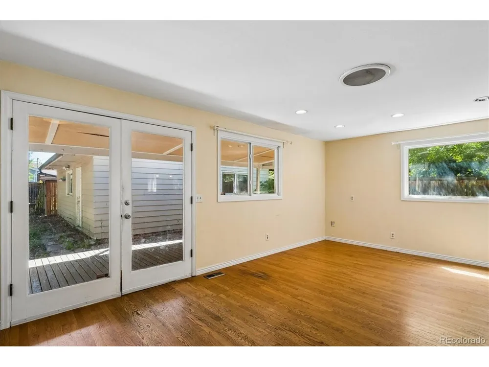 2642 S Vine Street Denver, CO 80210