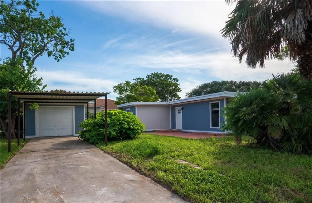 402 Homecrest Street Corpus Christi, TX 78412