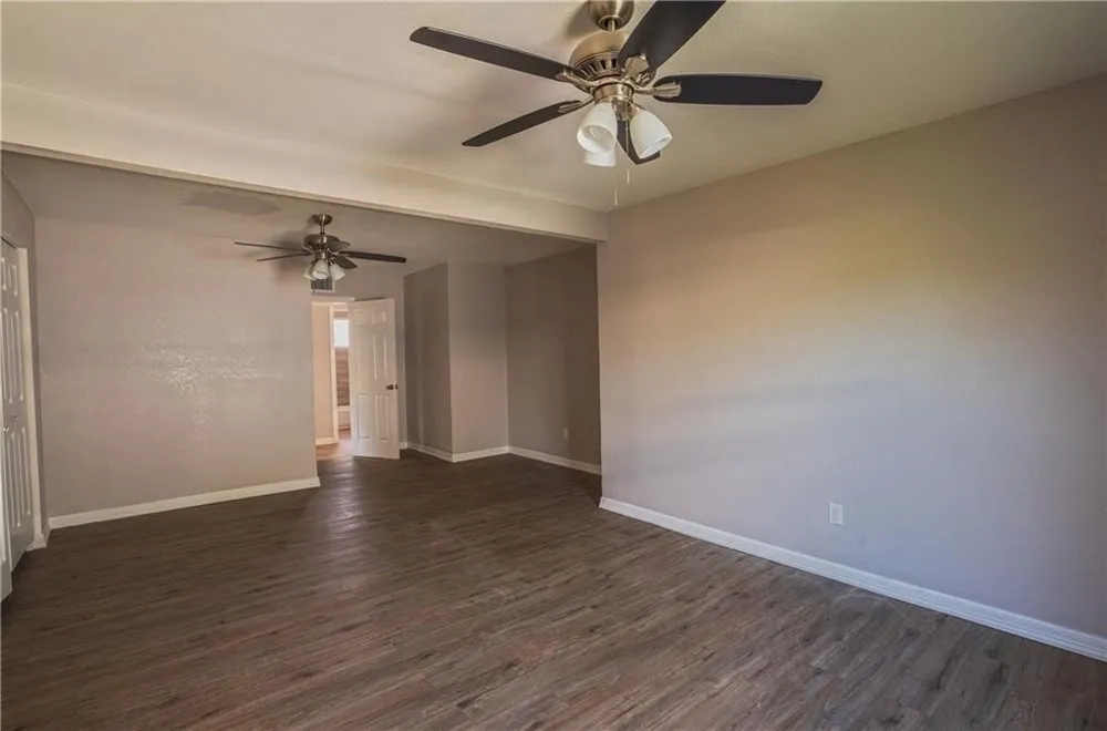 402 Homecrest Street Corpus Christi, TX 78412