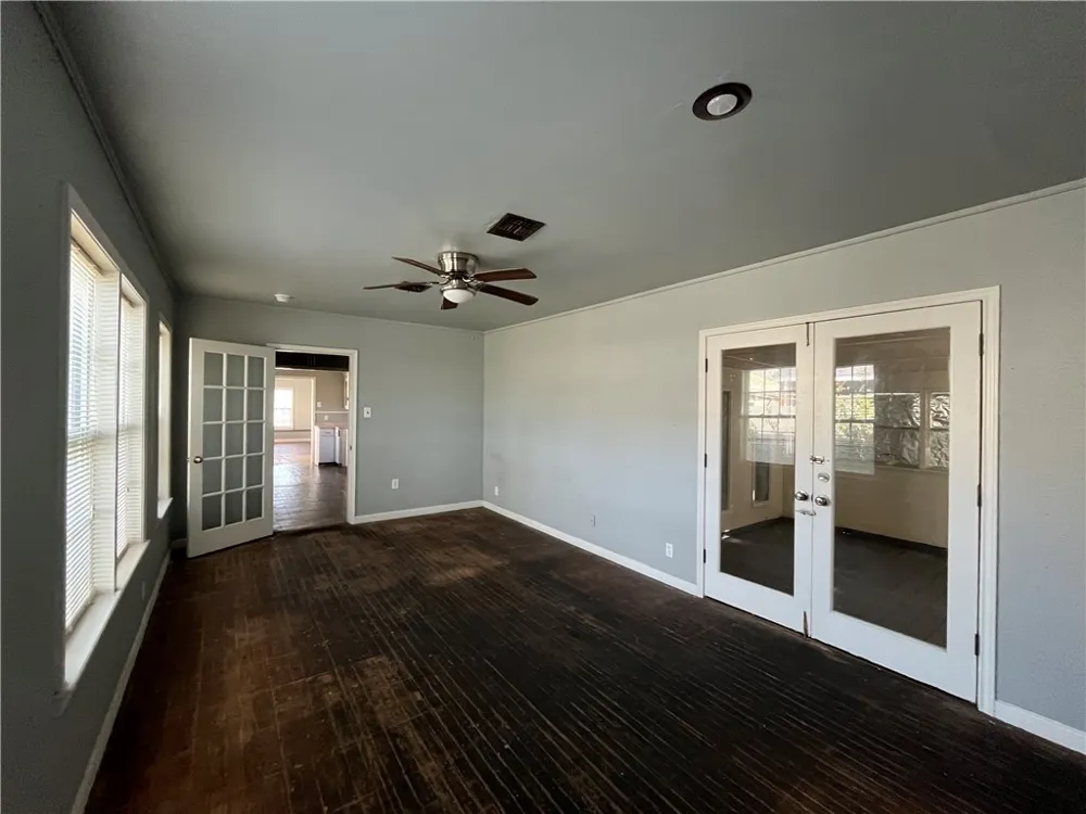 1453 14th Street Corpus Christi, TX 78404