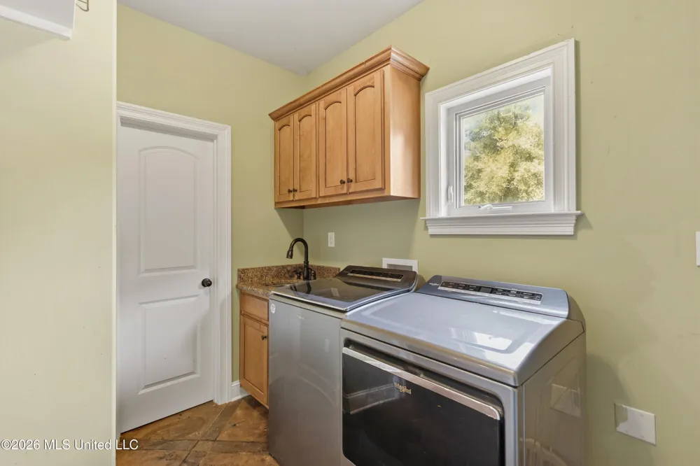 5125 Rolling Pine Circle Olive Branch, MS 38654