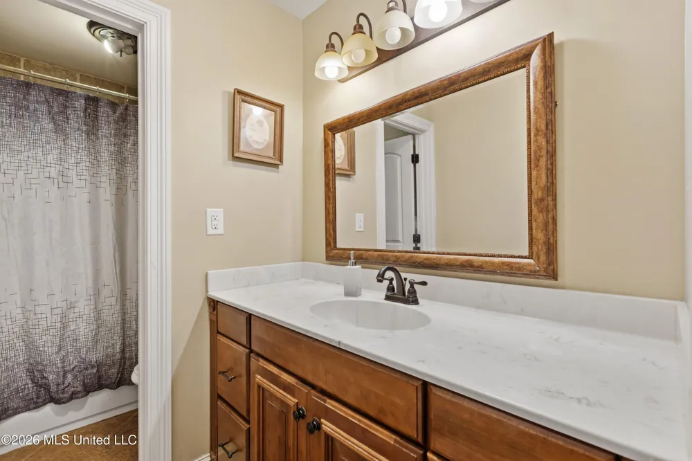 5125 Rolling Pine Circle Olive Branch, MS 38654