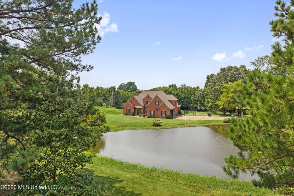 5125 Rolling Pine Circle Olive Branch, MS 38654