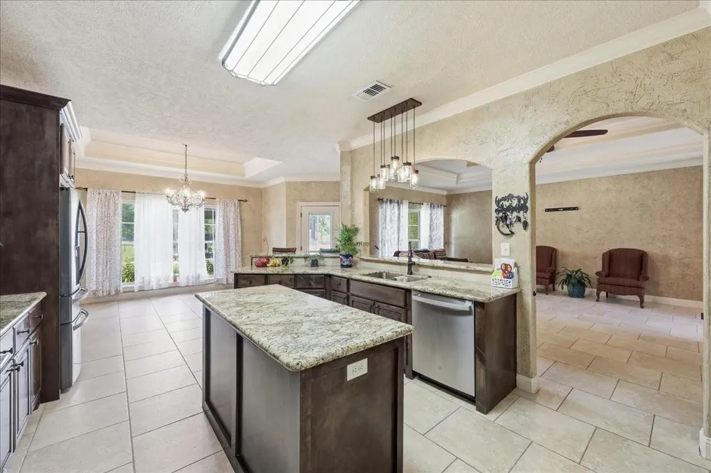 11754 Cooks Lake Road Lumberton, TX 77657