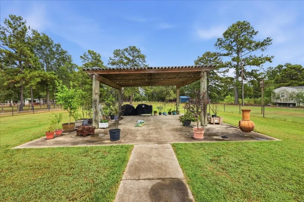 11754 Cooks Lake Road Lumberton, TX 77657