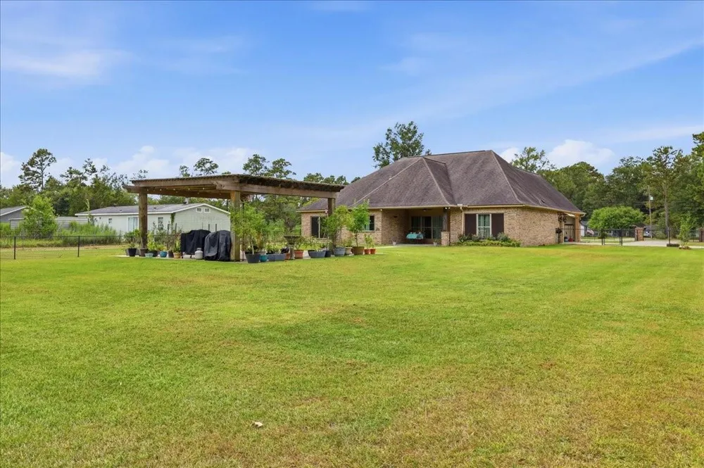 11754 Cooks Lake Road Lumberton, TX 77657