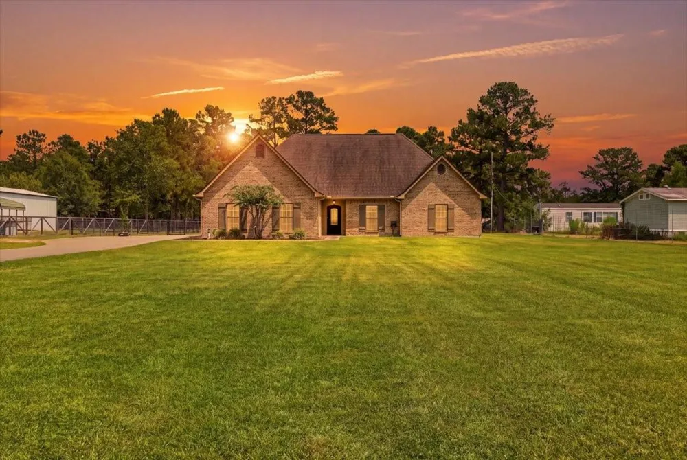 11754 Cooks Lake Road Lumberton, TX 77657