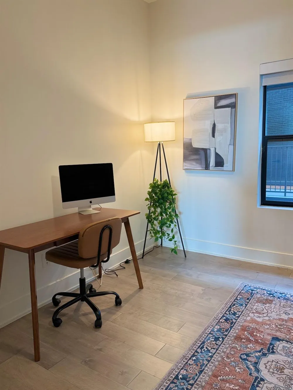 422 W 9th Street #103 Dallas, TX 75208
