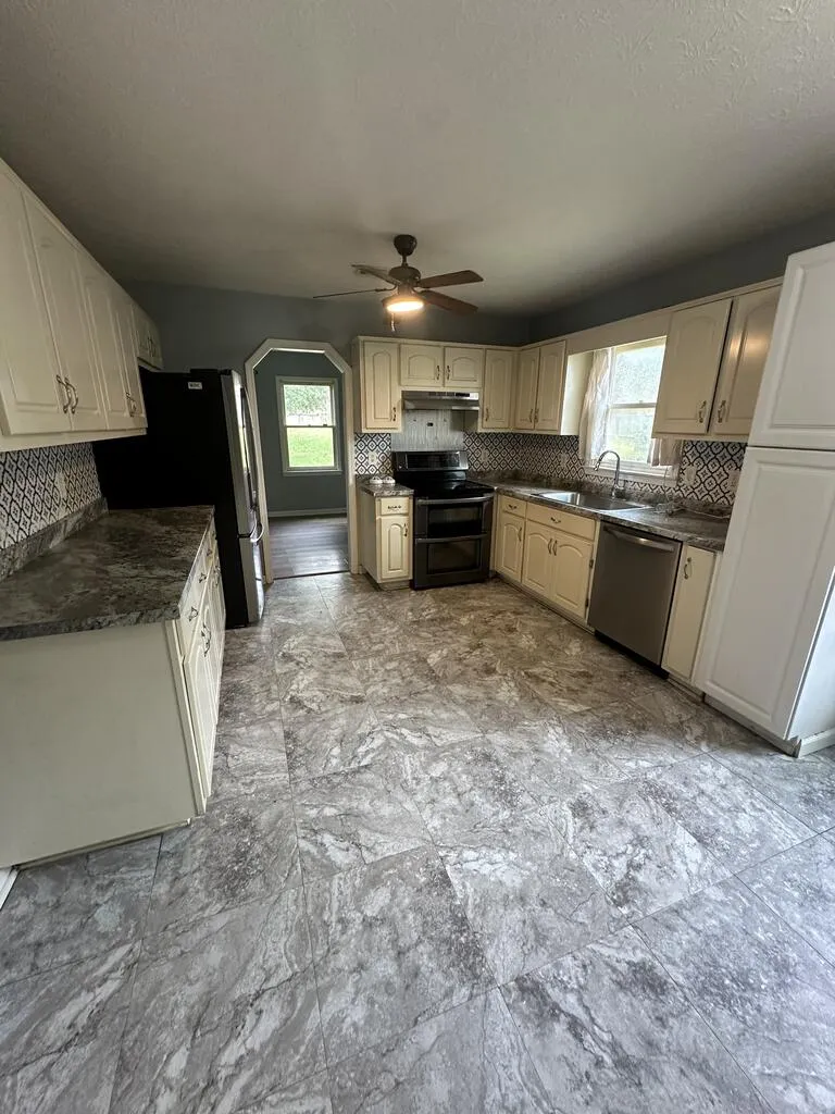 3381 Flintlock Drive Columbus, GA 31907