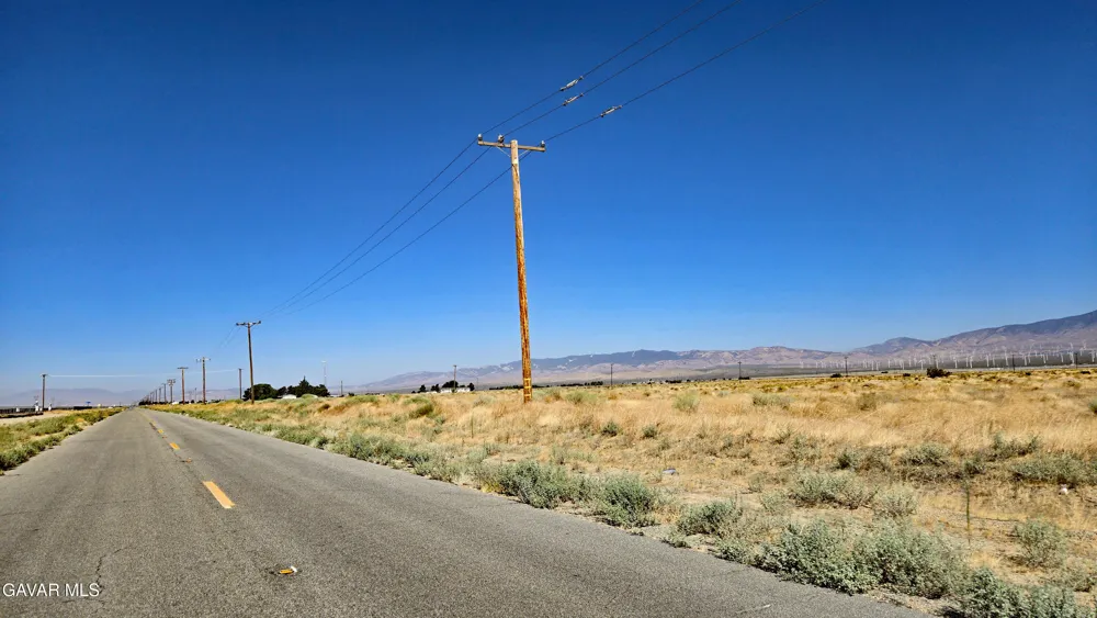 Avenue A Near 140th St West Rosamond, CA 93560