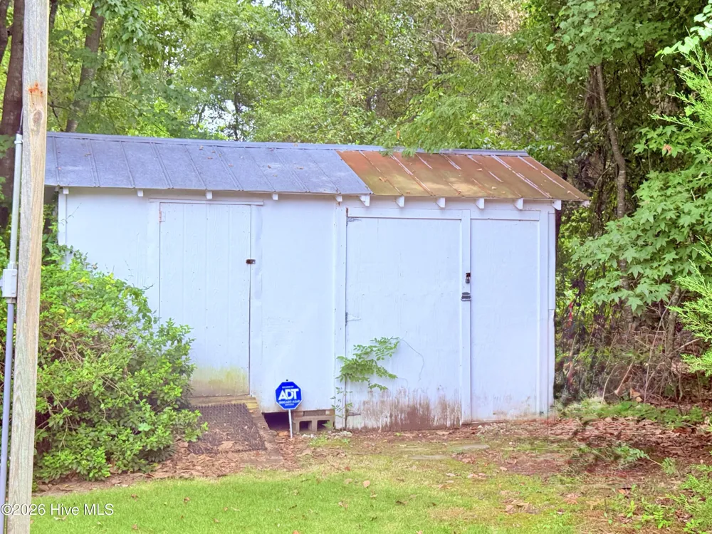 201 Forest Drive La Grange, NC 28551