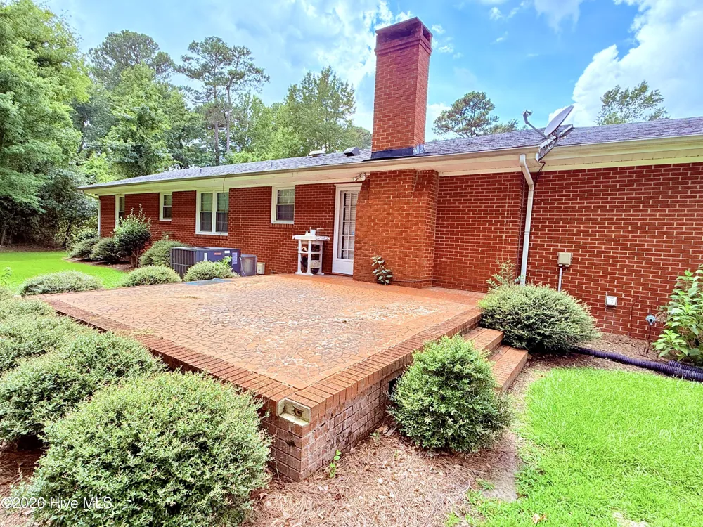 201 Forest Drive La Grange, NC 28551