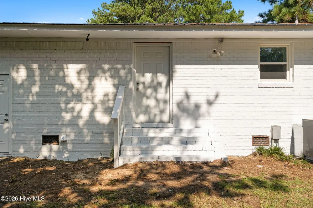 42 Sixth Street Clarkton, NC 28433