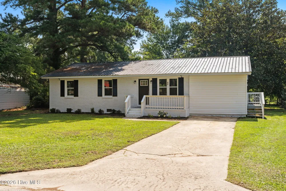 42 Sixth Street Clarkton, NC 28433