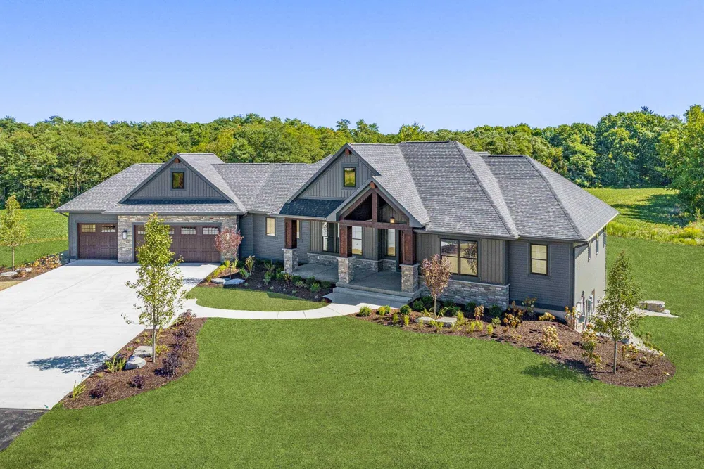 8289 52nd Street SE Alto, MI 49302