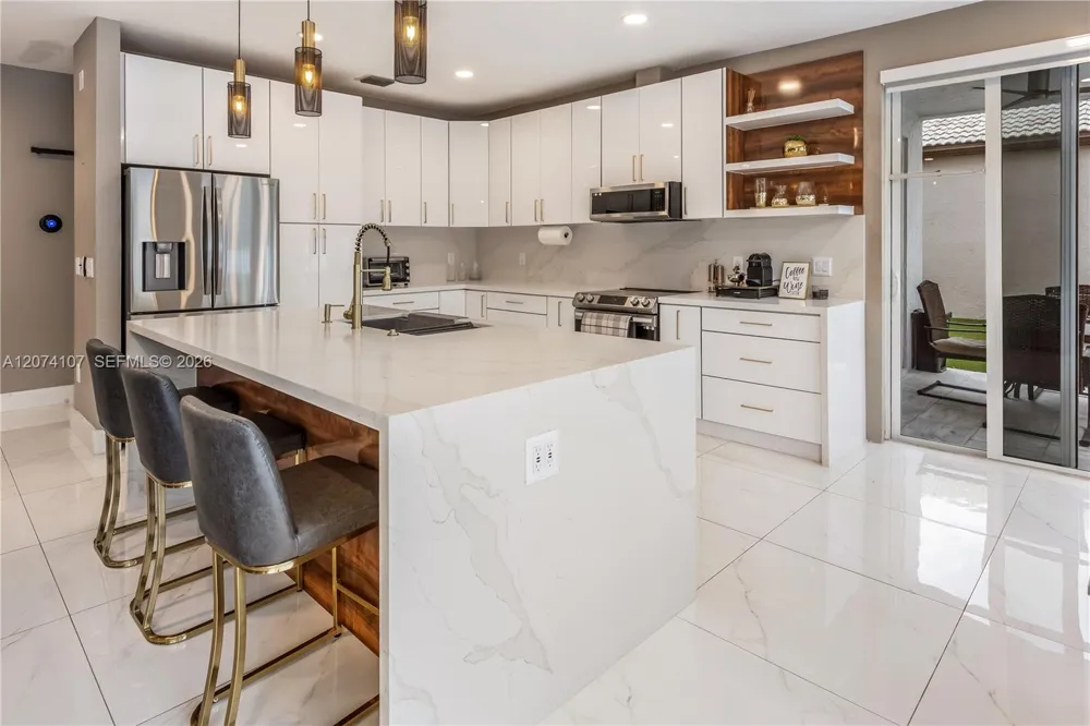 15724 NW 11th St Pembroke Pines, FL 33028