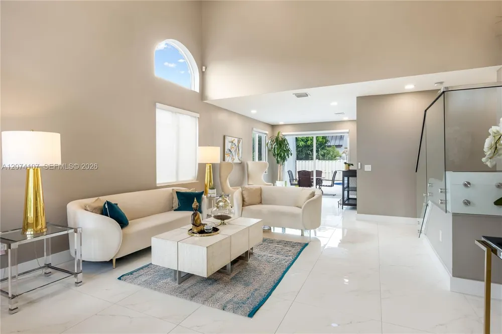 15724 NW 11th St Pembroke Pines, FL 33028