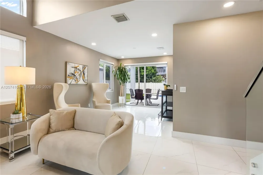 15724 NW 11th St Pembroke Pines, FL 33028