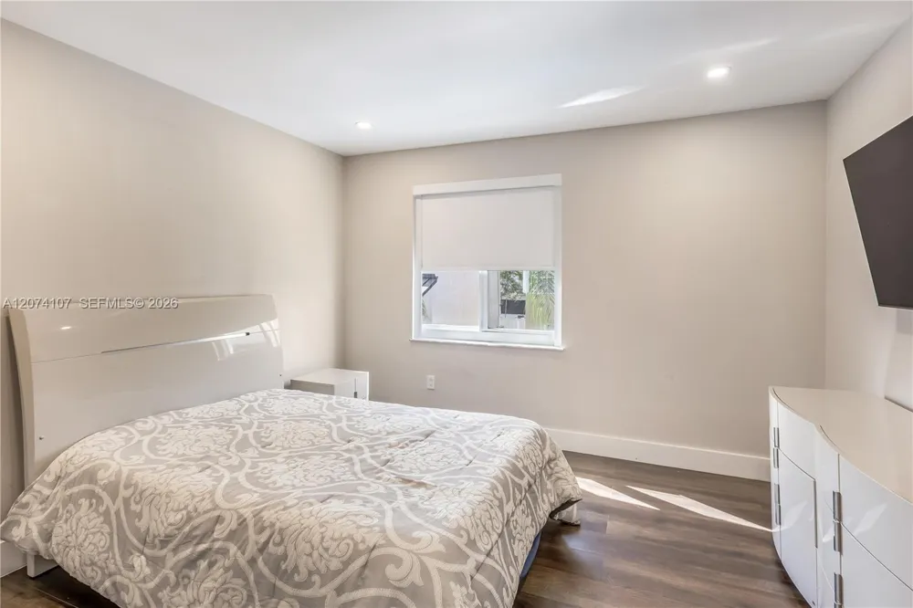 15724 NW 11th St Pembroke Pines, FL 33028
