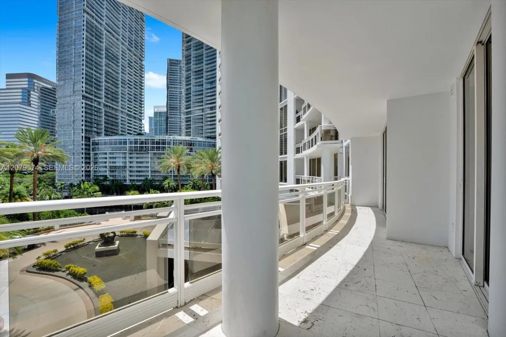 901 Brickell Key Blvd #609 Miami, FL 33131