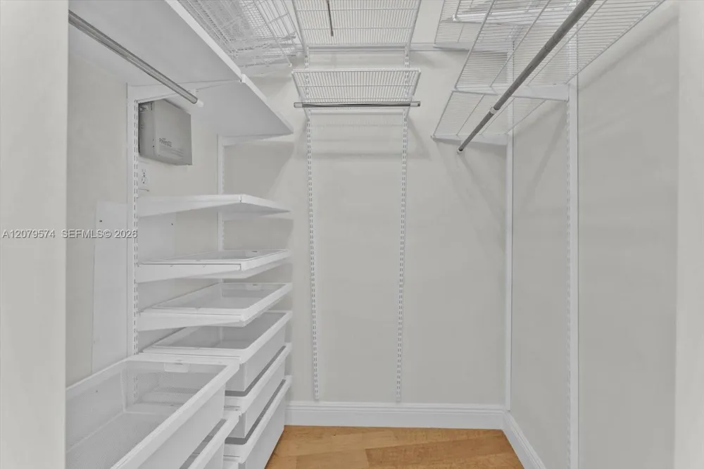 901 Brickell Key Blvd #609 Miami, FL 33131